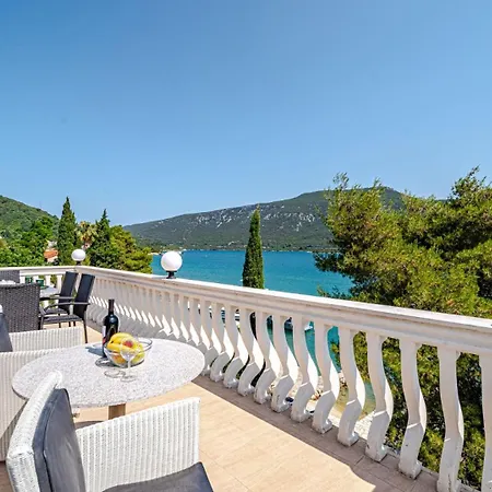 Villa Soldo By Guide Hodilje