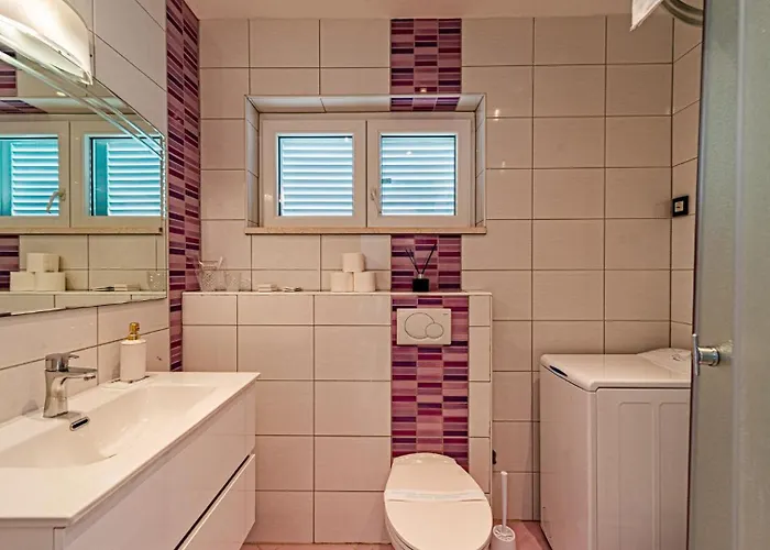 Soldo By Guide Hodilje